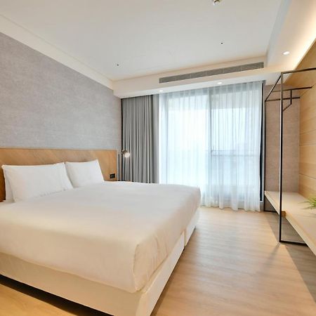 Check Inn Select New Taipei Sanchong Exterior foto